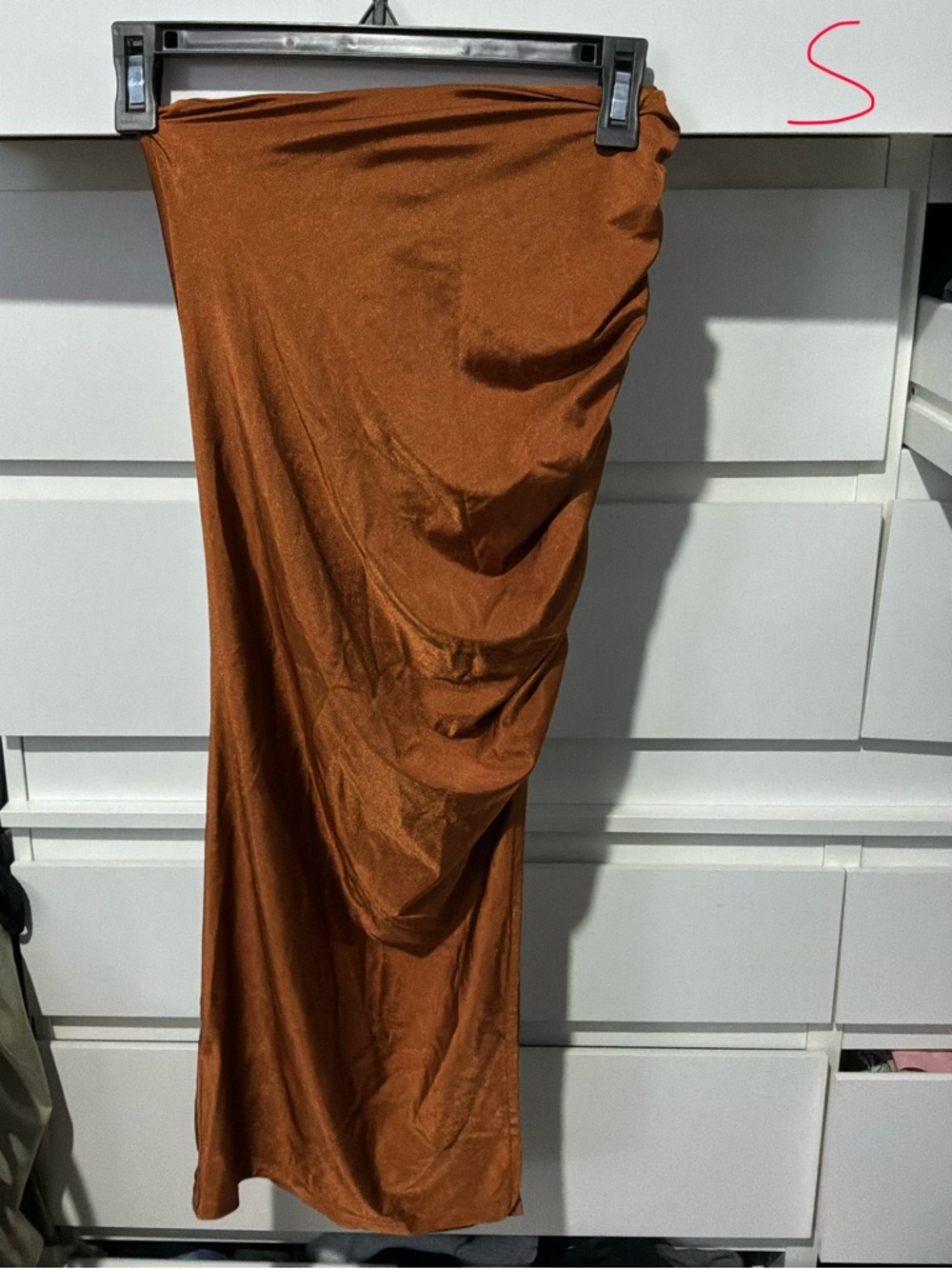 Women’s Ruched Midi Skirt in Rust Brown